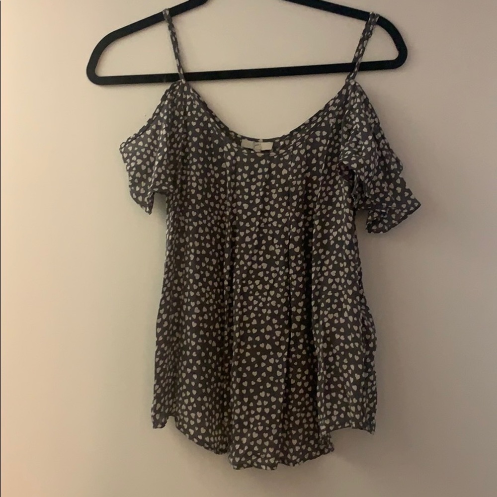 Grey tank with white hearts and draped sleeves